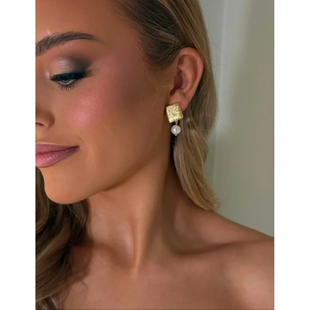 Accent Gold Textured Square Dangle‎ Drop Earrings Freshwater Pearl Jewelry